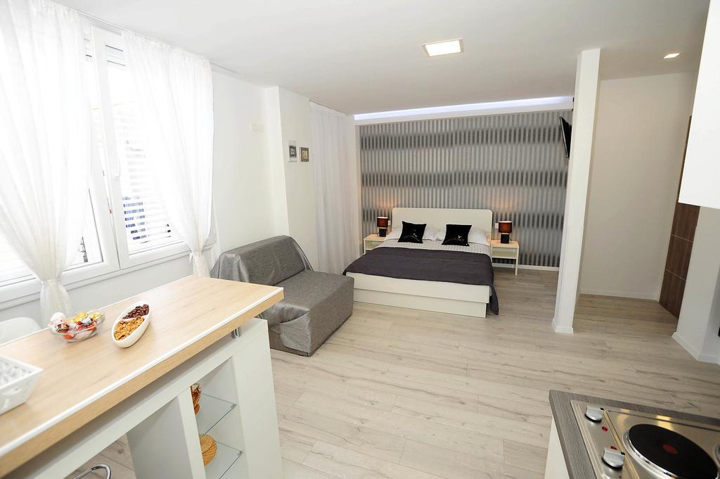 2studios Kalelarga Zadar Bagian luar foto